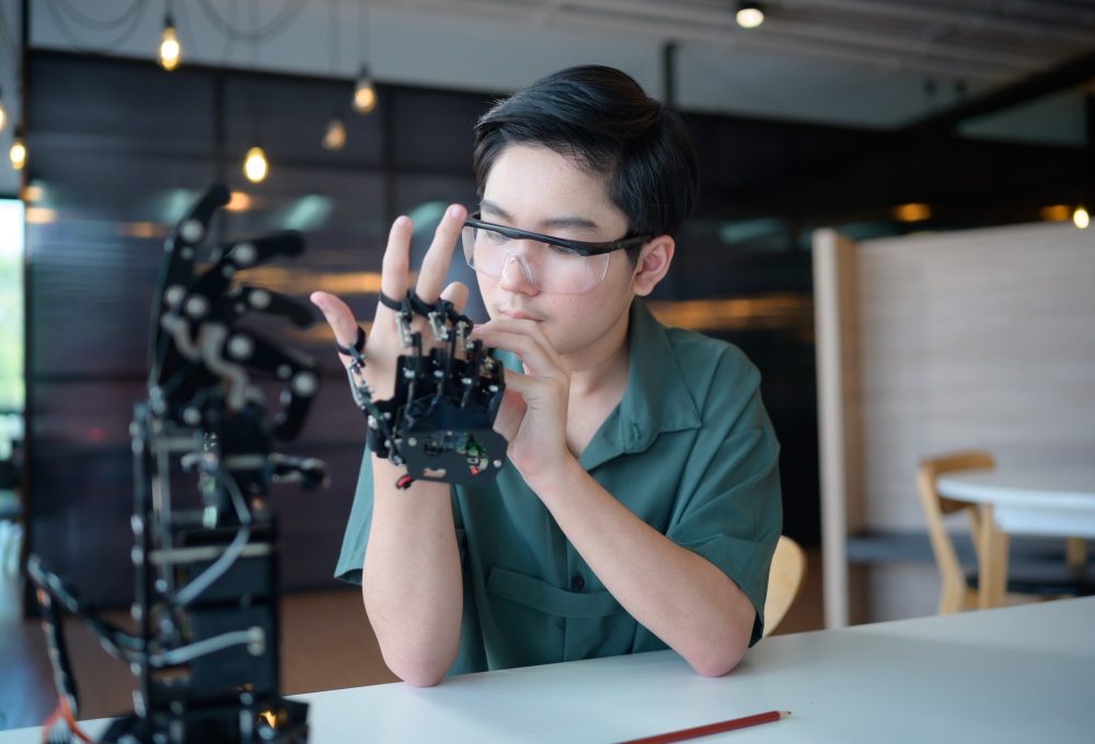 the advancement of technology has helped to alleviate human burdens .jpg